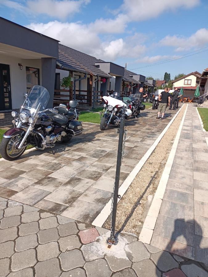 Vila Ge เซเบช ภายนอก รูปภาพ